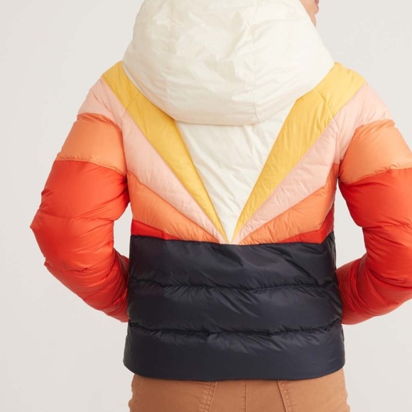 Marine Layer Après Sunset down filled puffer - Picture 6 of 12